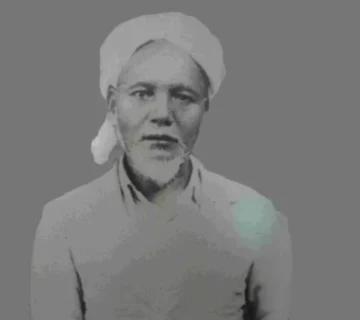 Hamzah Fansuri  Sumber: Surau co